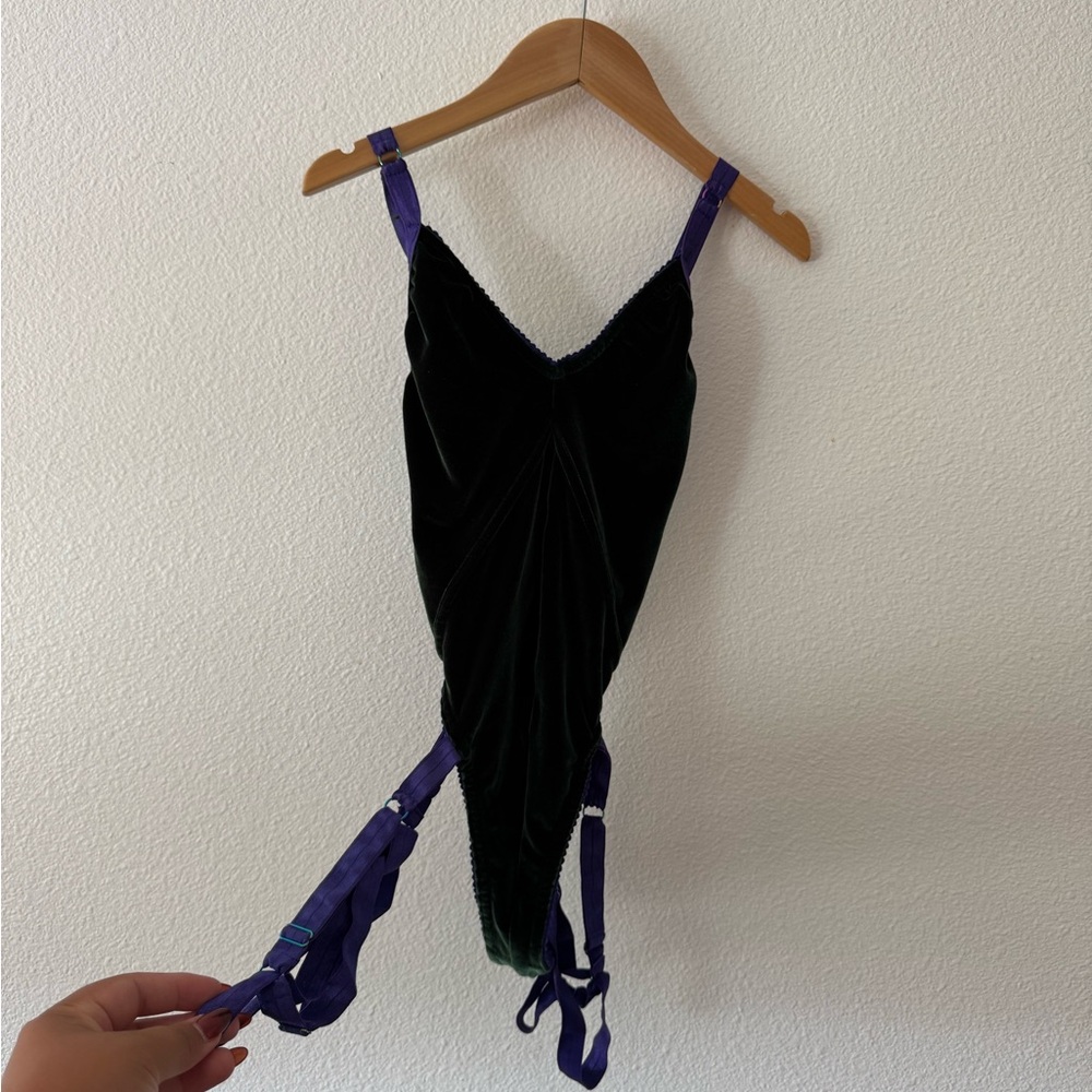 Solstice Purple emerald green with purple straps
